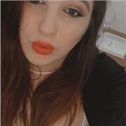 Laurenda in storia e Filosofia impartisce ripetizioni di italiano, storia e geografia a studenti di elementari, medie e superiori